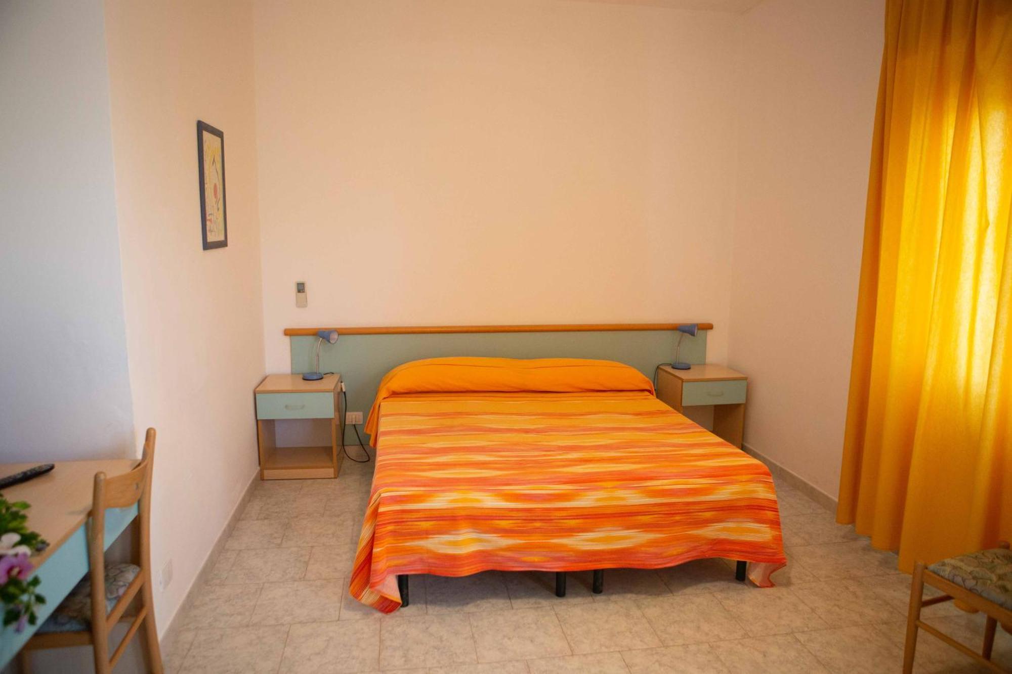 Apulia Hotel Sellia Marina Extérieur photo